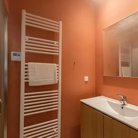 Tinas - Mediterranean