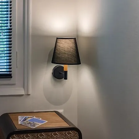 Tinas - Mediterranean Kalamáta