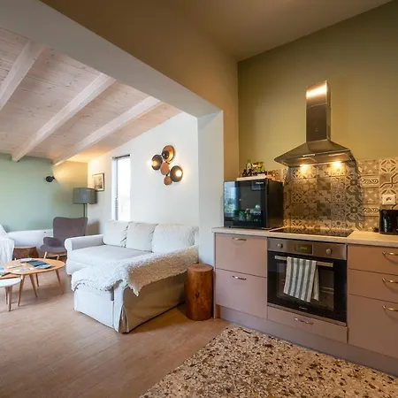 Tinas - Mediterranean * Kalamáta