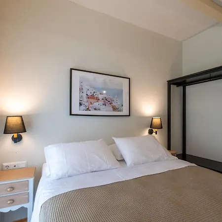 Willa Tinas - Mediterranean Kalamata