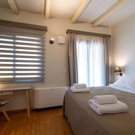 Tinas - Mediterranean كالاماتا