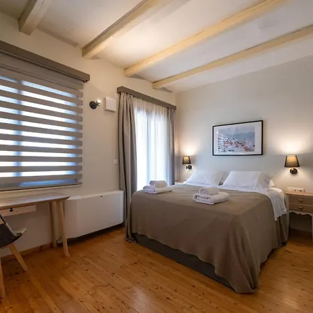 Villa Tinas - Mediterranean