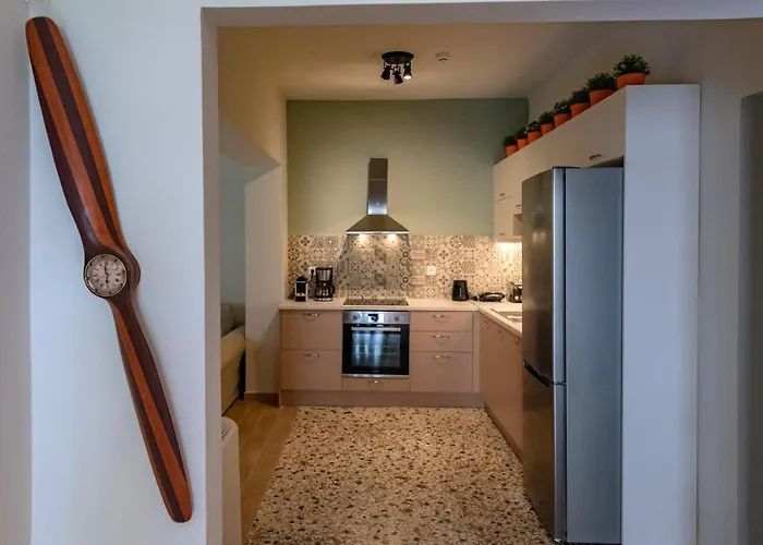 Tinas - Mediterranean *