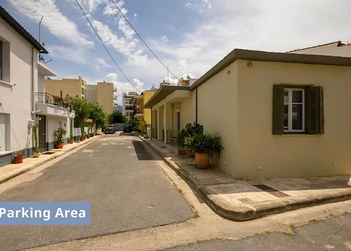 Tinas - Mediterranean Kalamata